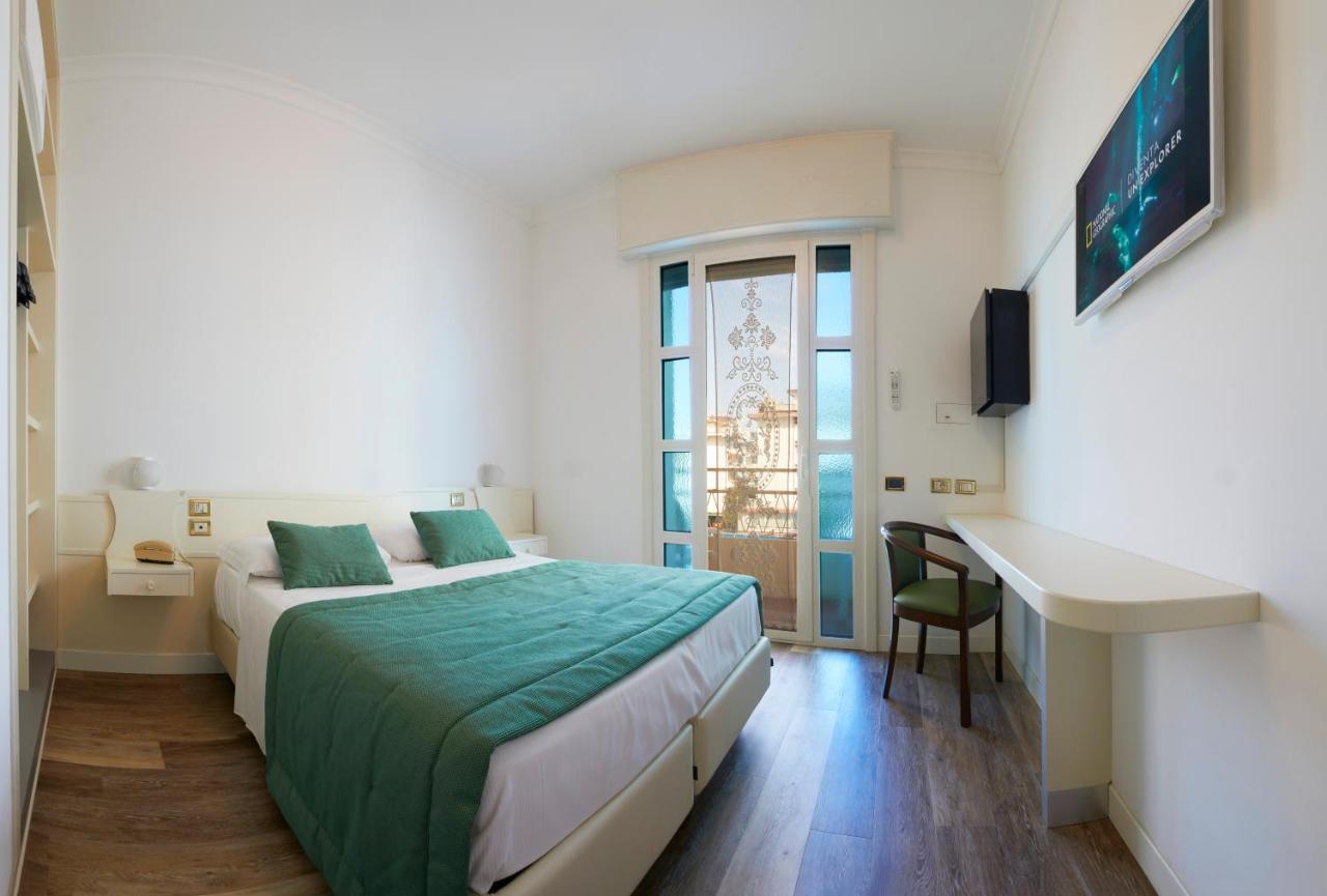 Ruhl Beach Hotel & Suites Lido di Jesolo Exterior foto
