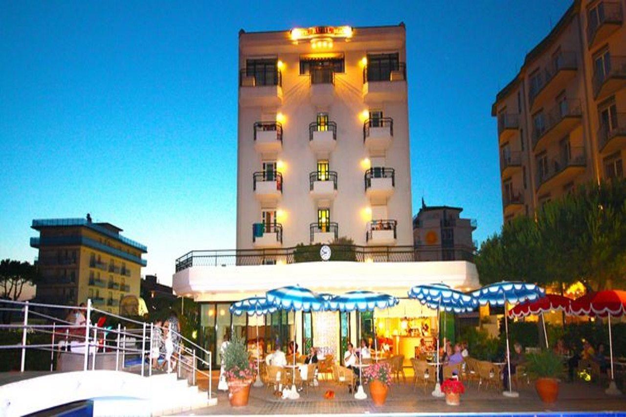 Ruhl Beach Hotel & Suites Lido di Jesolo Exterior foto